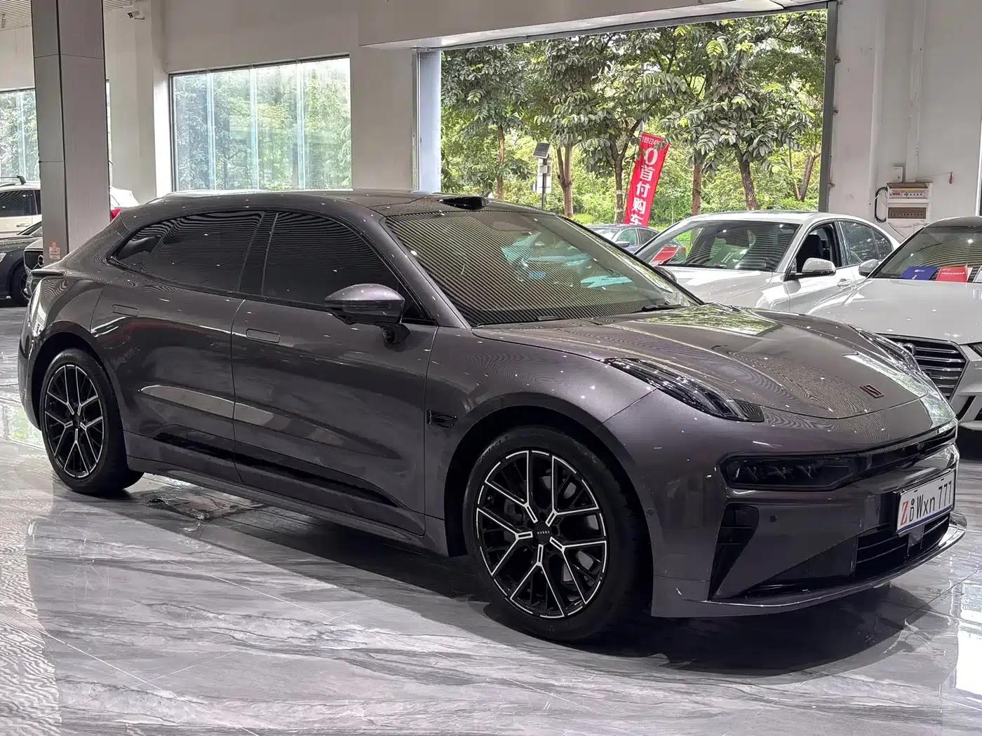 Extreme Krypton 001 2026 Model 103-degree AWD Ultra Edition — миниатюра 4