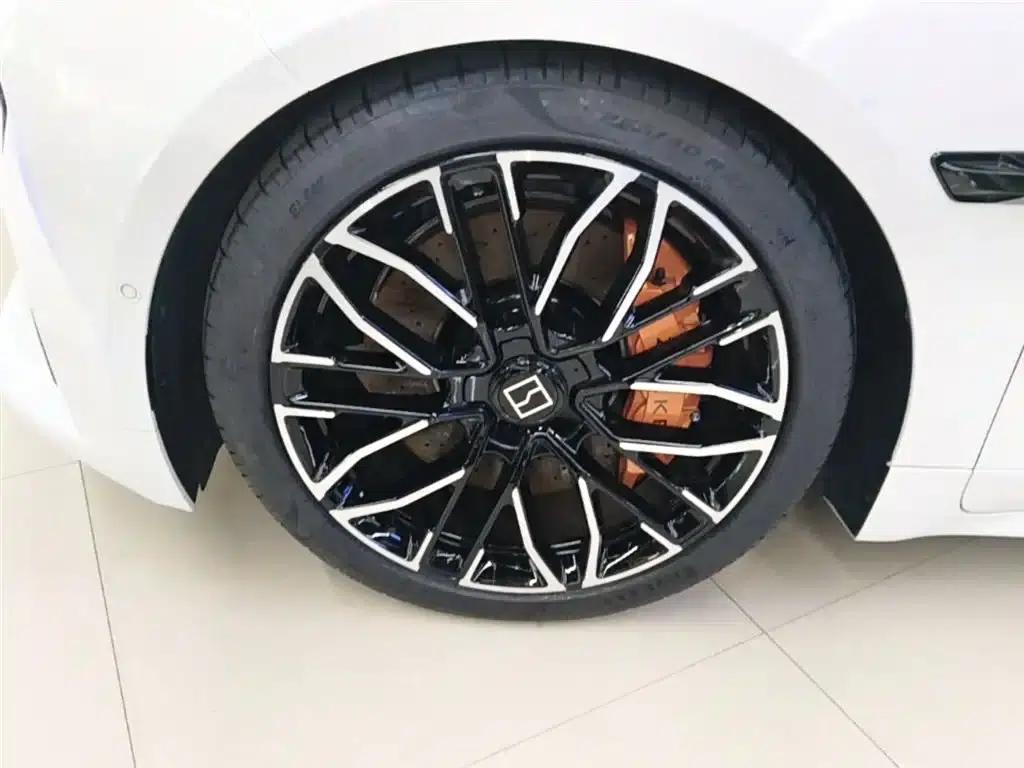 Extreme Krypton 001 2025 YOU Edition 100kWh Four-Wheel Drive — миниатюра 23