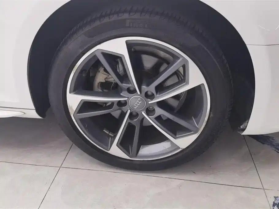 Audi A4L 2019 40 TFSI Progressive (China VI Emission Standard) — миниатюра 6