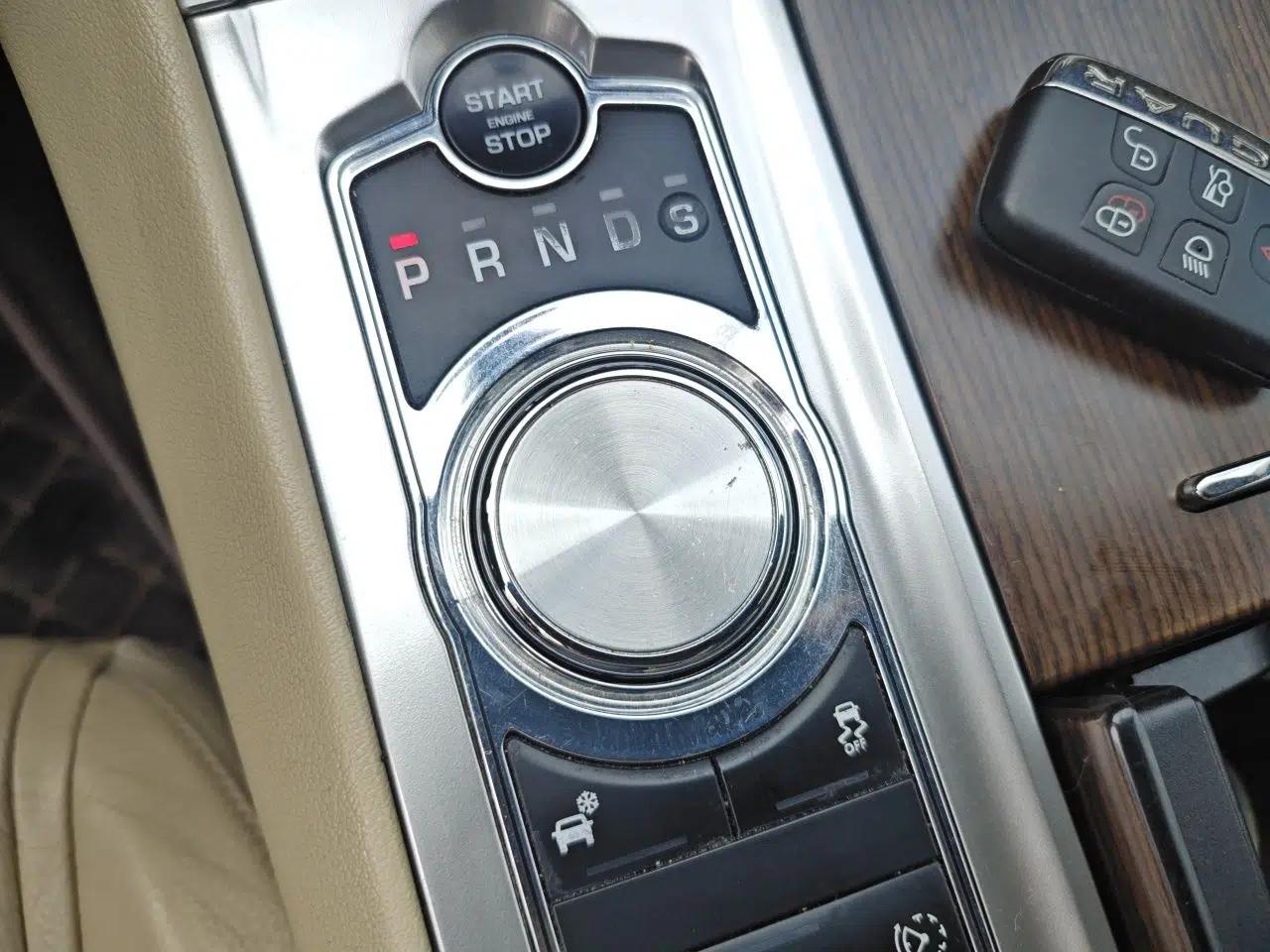 Used Jaguar XF 2013 XF 2.0T Luxury Edition — миниатюра 14