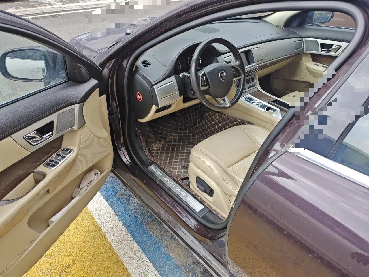 Used Jaguar XF 2013 XF 2.0T Luxury Edition — миниатюра 16