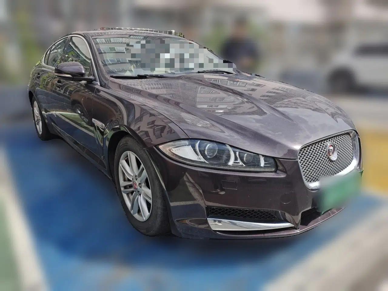 Used Jaguar XF 2013 XF 2.0T Luxury Edition — миниатюра 3