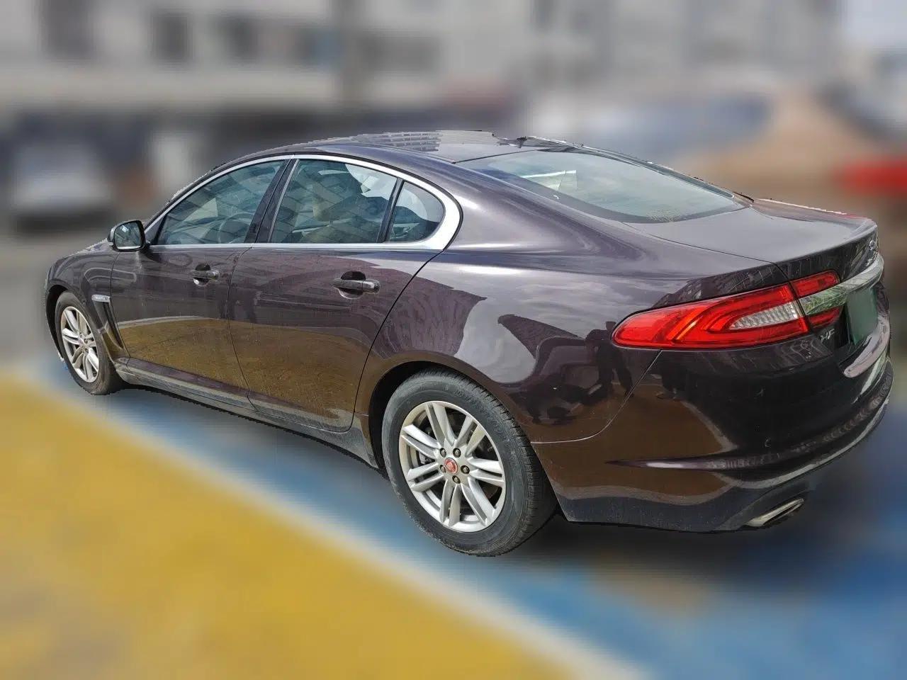 Used Jaguar XF 2013 XF 2.0T Luxury Edition — миниатюра 4