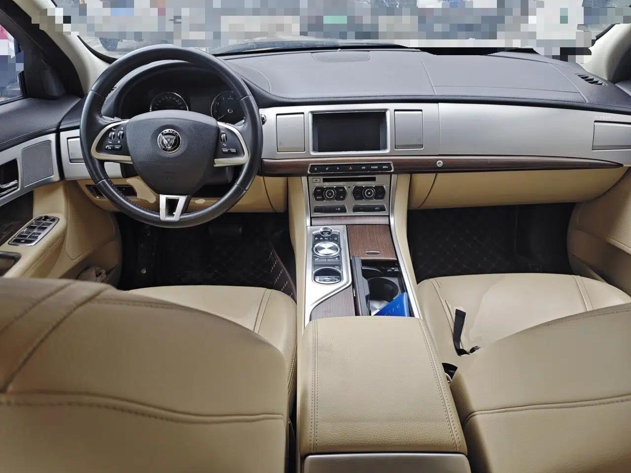 Used Jaguar XF 2013 XF 2.0T Luxury Edition — миниатюра 9