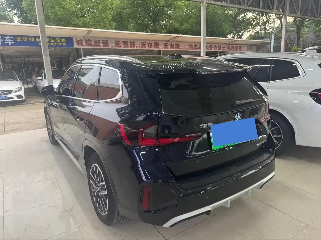 BMW iX1 2023 eDrive25L M Sport Package — миниатюра 13