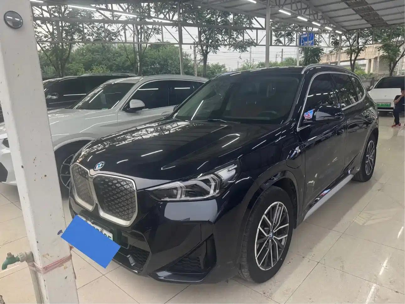 BMW iX1 2023 eDrive25L M Sport Package — миниатюра 3