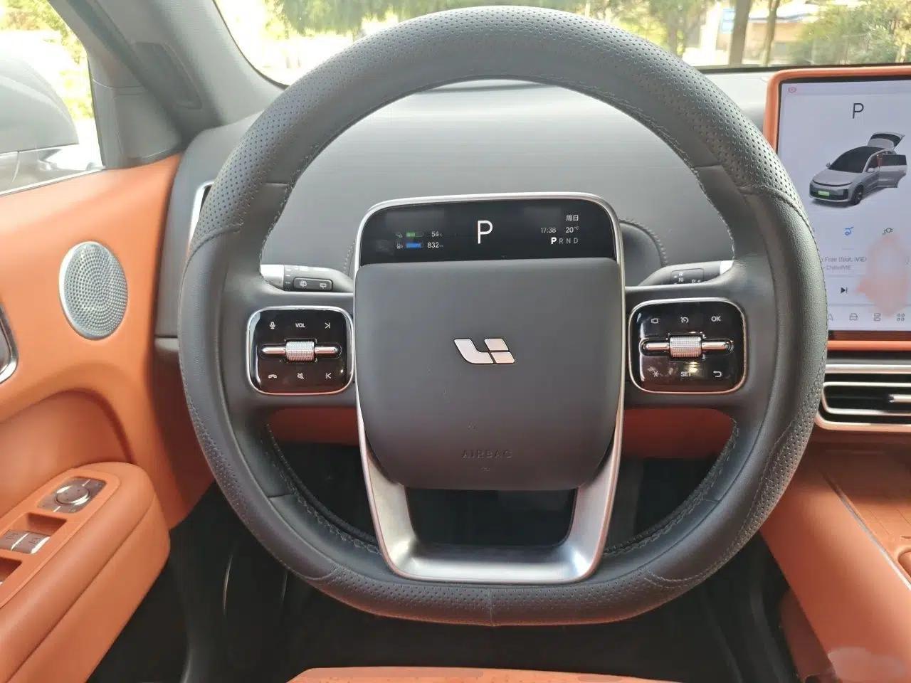 Used Li Auto L6 2024 Pro Model — миниатюра 8
