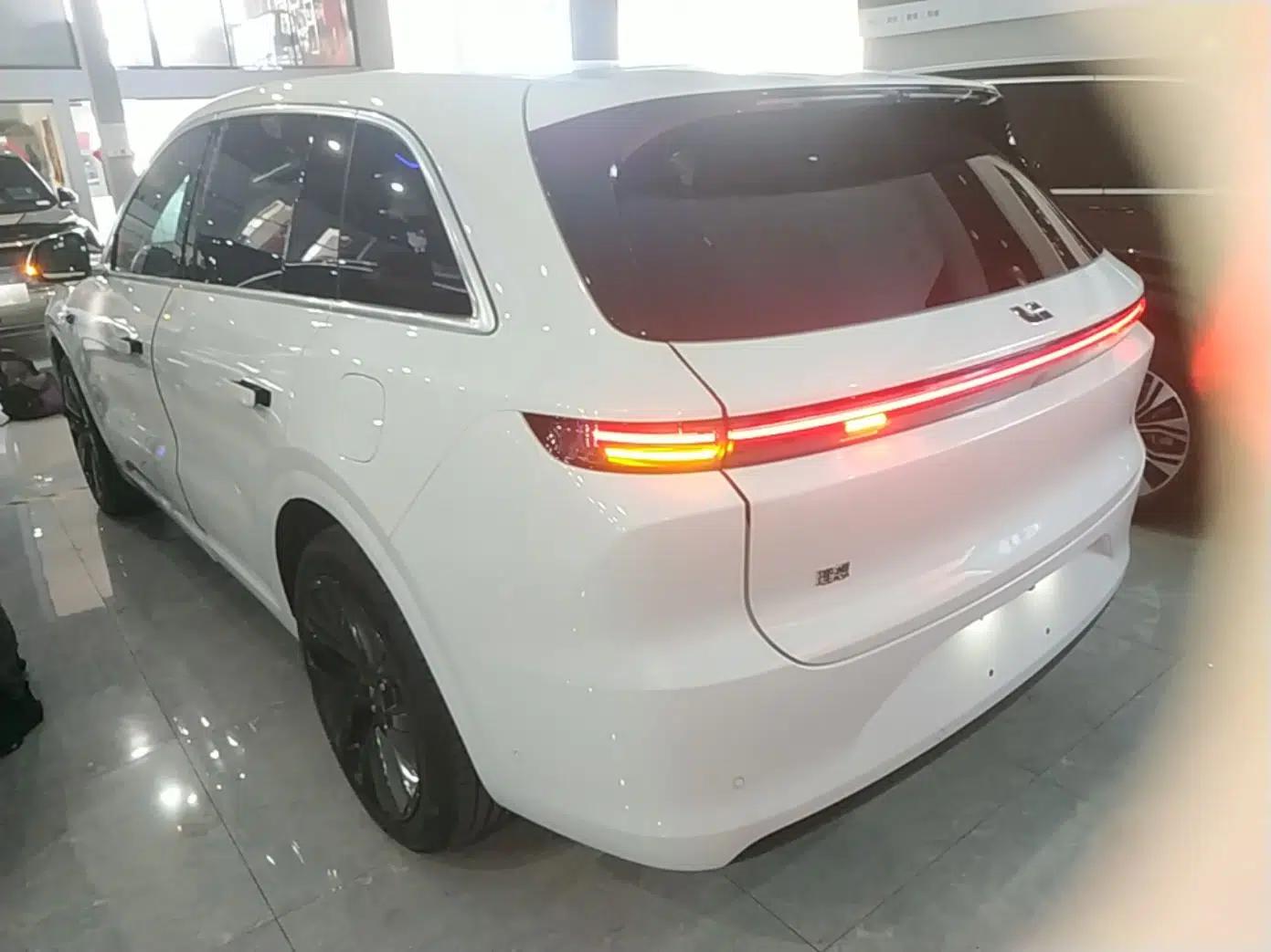 Used Li Auto L6 2024 Pro Model — миниатюра 4
