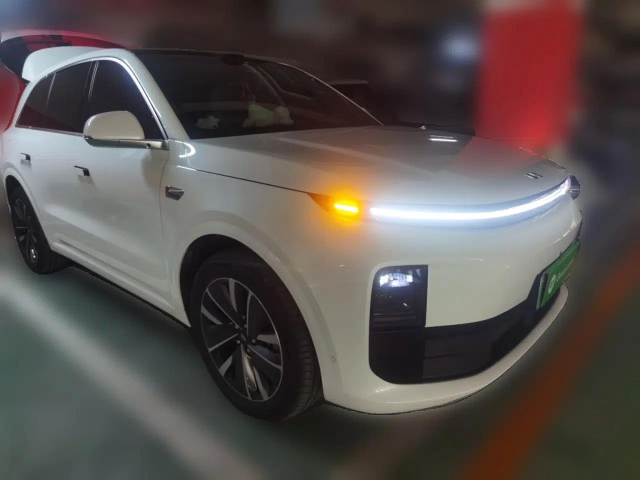Used Li Auto L6 2025 Pro Smart Refresh Edition — миниатюра 3