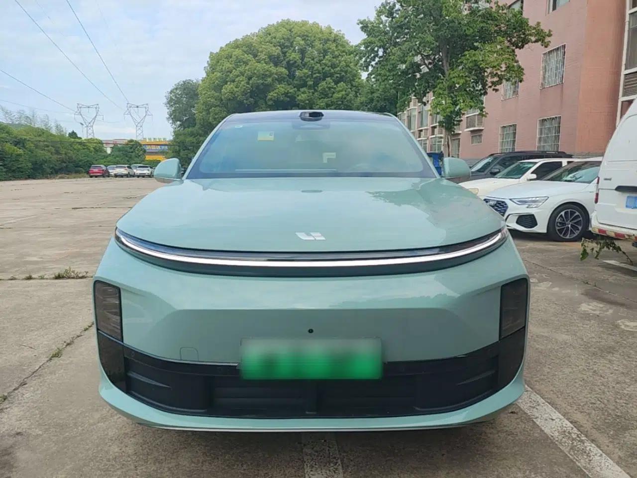 Used Li Auto L6 2025 Max Smart Refresh Edition — миниатюра 2