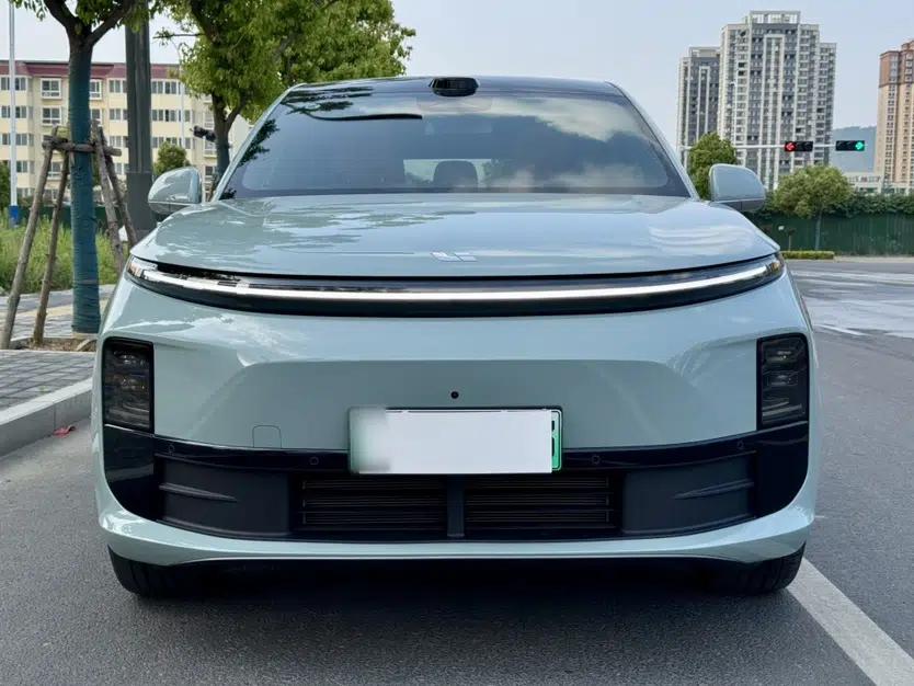 Used Li Auto L6 2025 Max Smart Refresh Edition — миниатюра 14