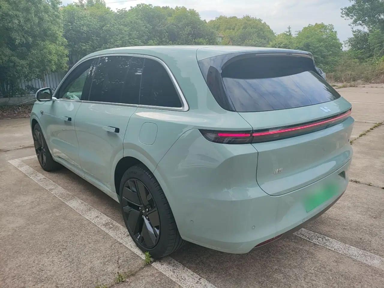 Used Li Auto L6 2025 Max Smart Refresh Edition — миниатюра 4