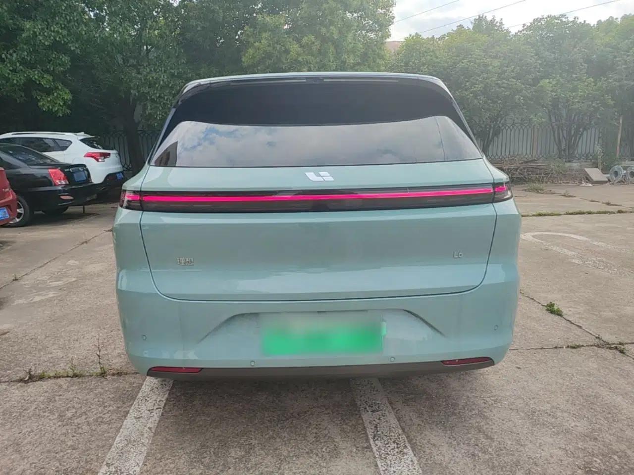 Used Li Auto L6 2025 Max Smart Refresh Edition — миниатюра 5