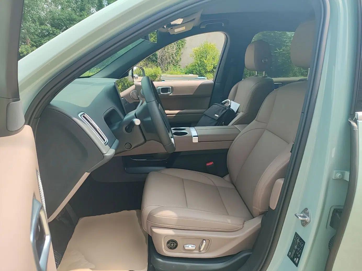 Used Li Auto L6 2025 Pro Smart Refresh Edition — миниатюра 22