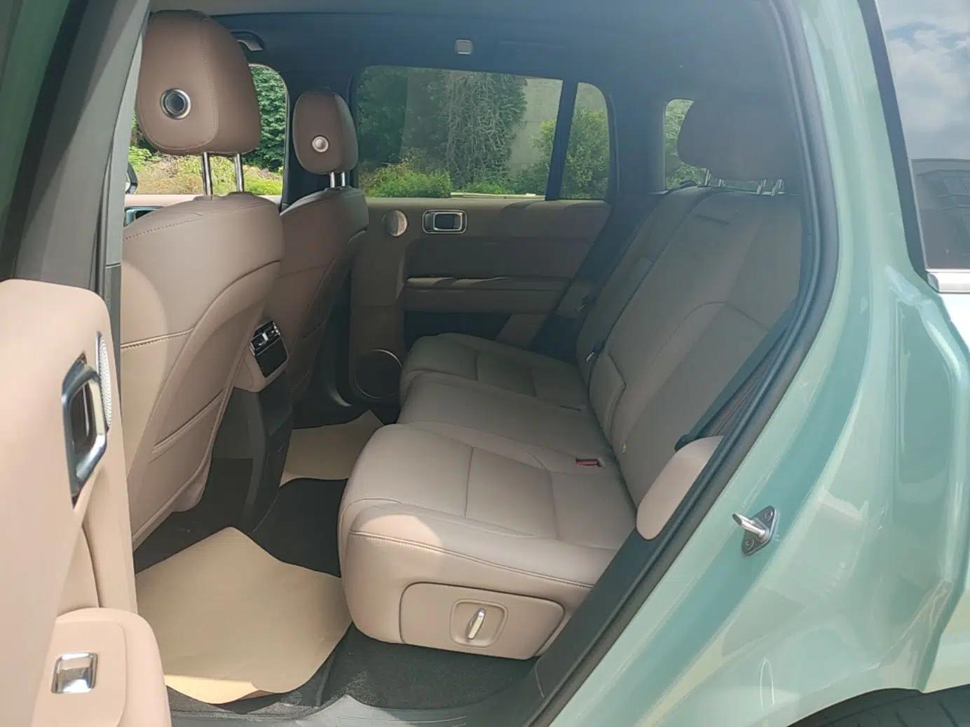 Used Li Auto L6 2025 Pro Smart Refresh Edition — миниатюра 25