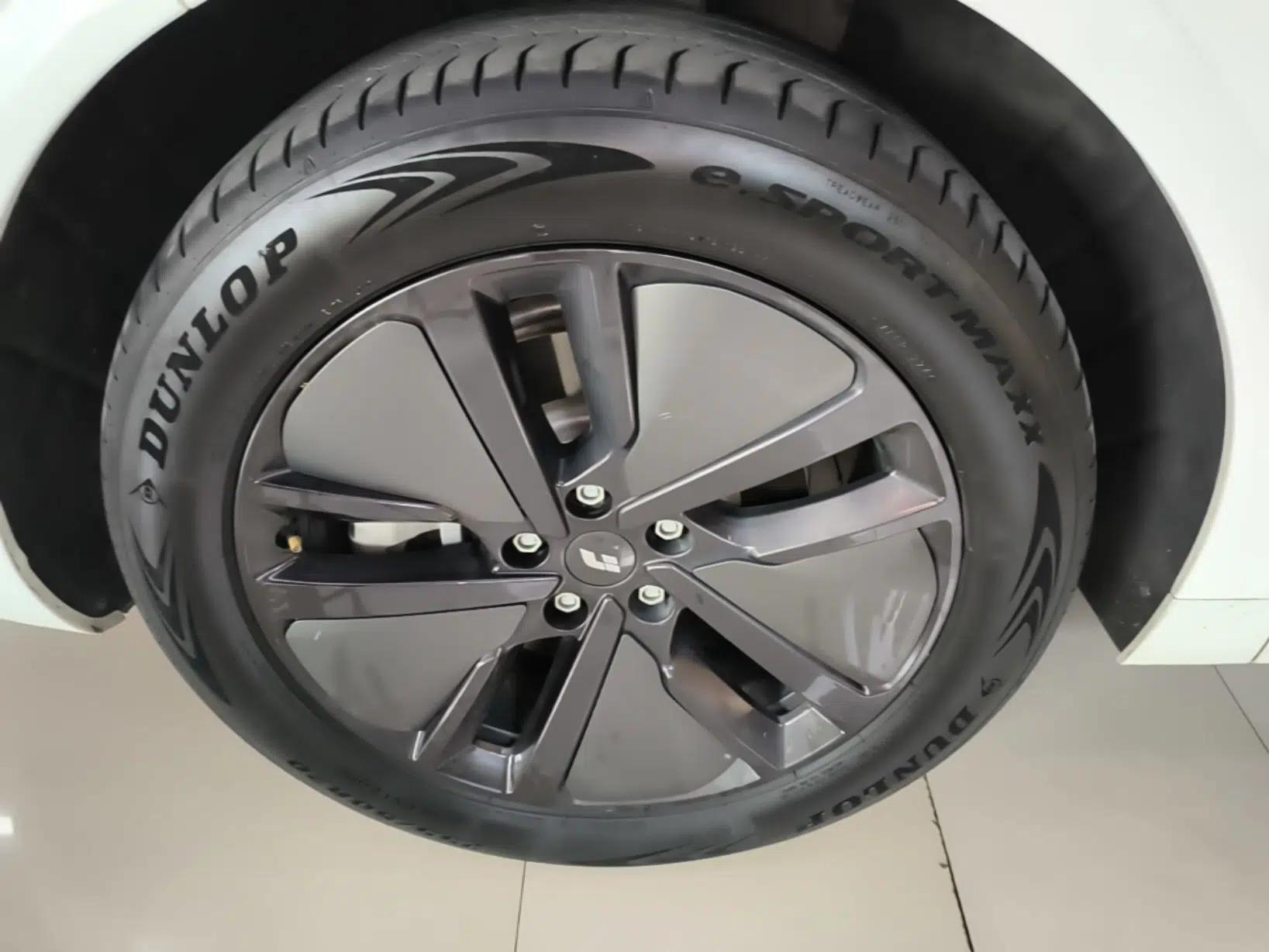 Used Li Auto L6 2024 Pro Model — миниатюра 10
