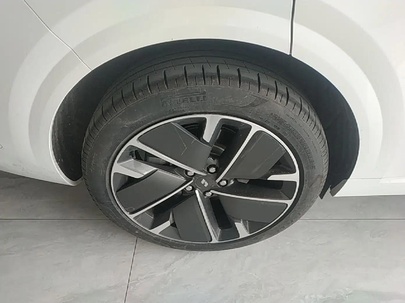 Used Li Auto L6 2025 Pro Smart Refresh Edition — миниатюра 11
