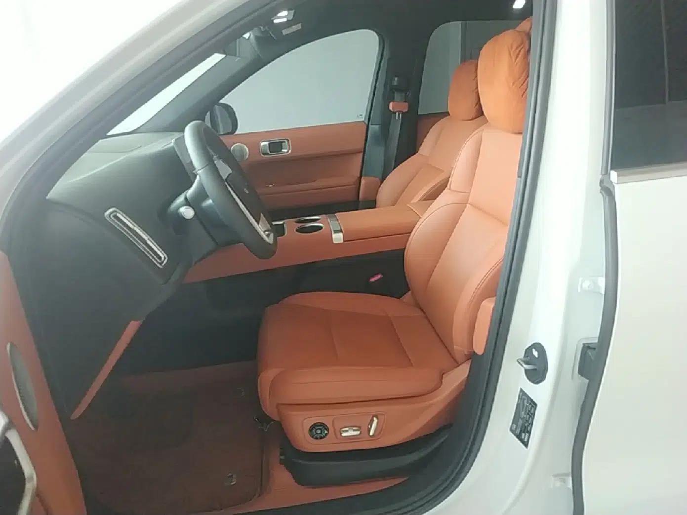 Used Li Auto L6 2025 Pro Smart Refresh Edition — миниатюра 17