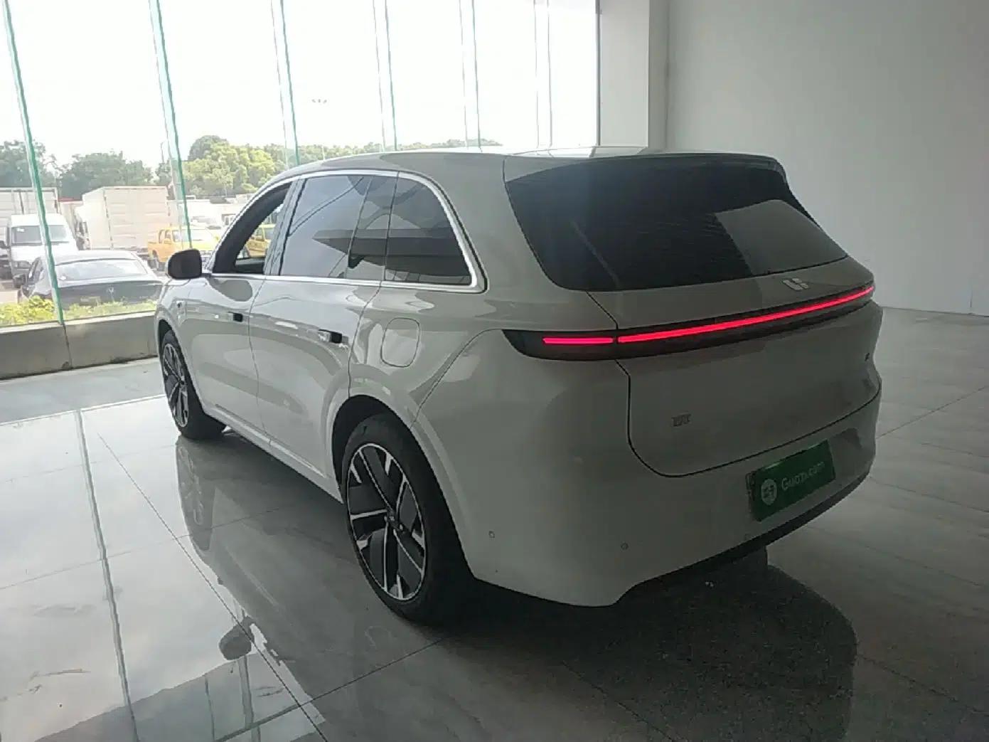 Used Li Auto L6 2025 Pro Smart Refresh Edition — миниатюра 4