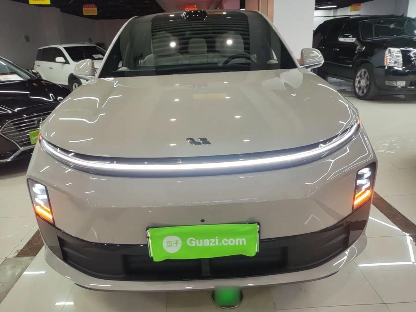 Used Li Auto L6 2024 Max — миниатюра 2