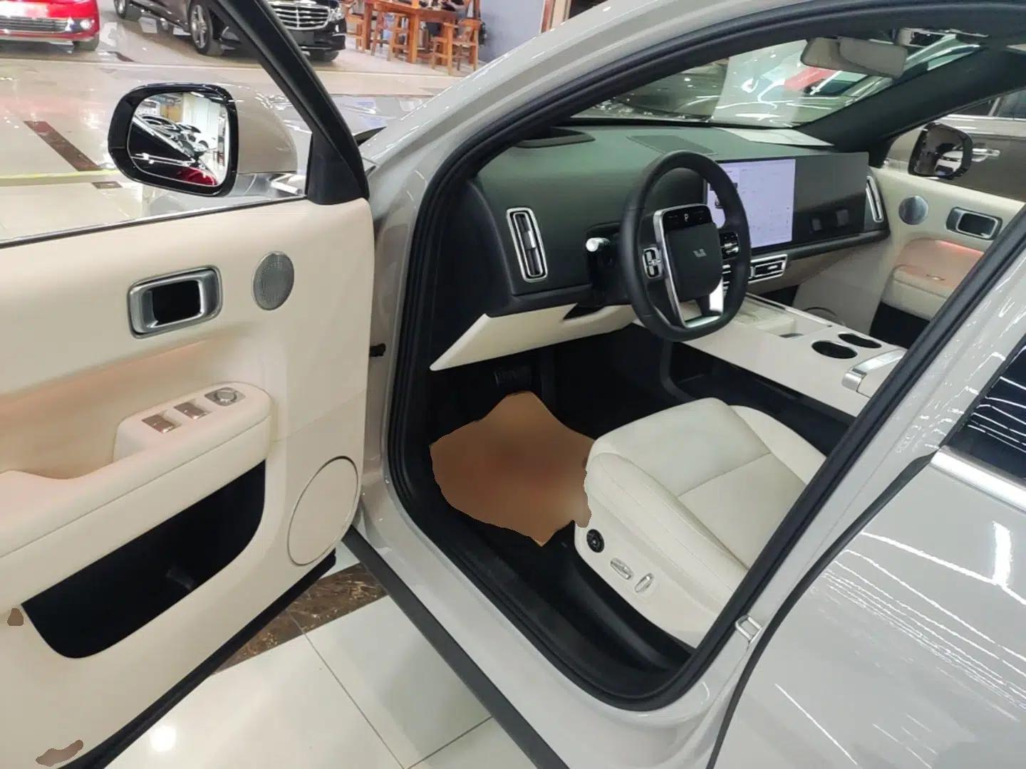 Used Li Auto L6 2024 Max — миниатюра 18
