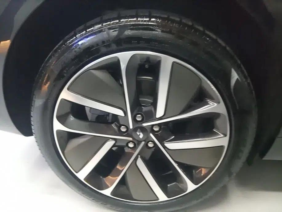 Used Li Auto L6 2024 Max — миниатюра 11