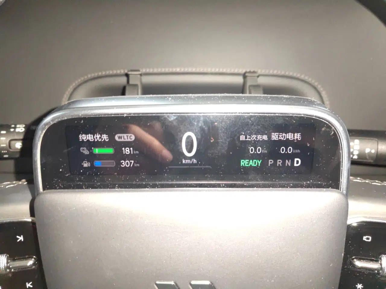 Used Li Auto L6 2024 Pro Model — миниатюра 11