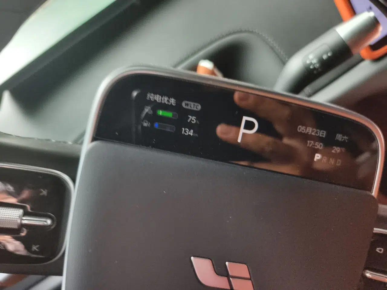 Used Li Auto L6 2024 Pro Model — миниатюра 11