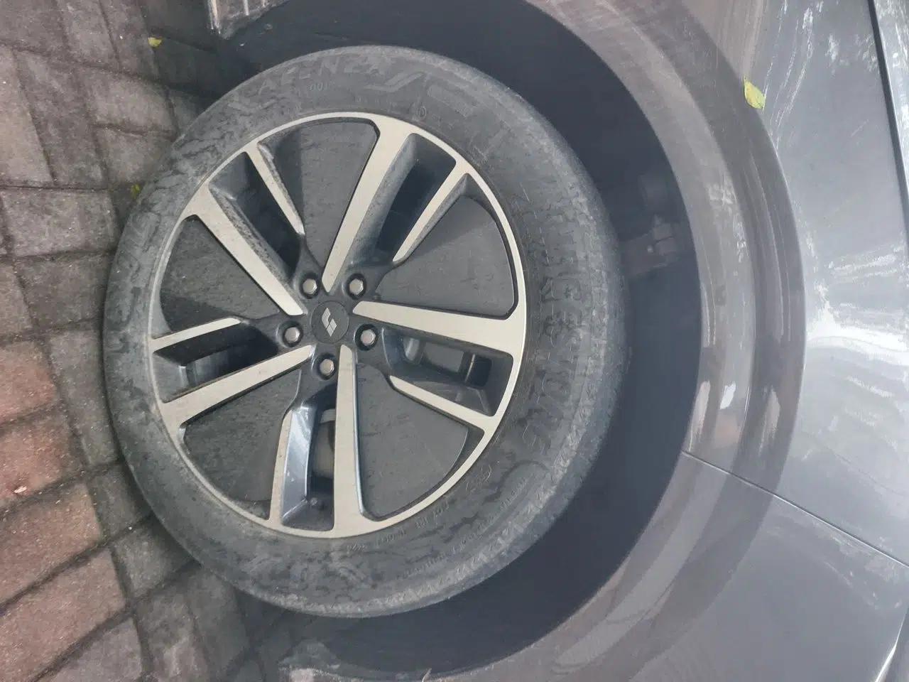 Used Li Auto L6 2024 Pro Model — миниатюра 8