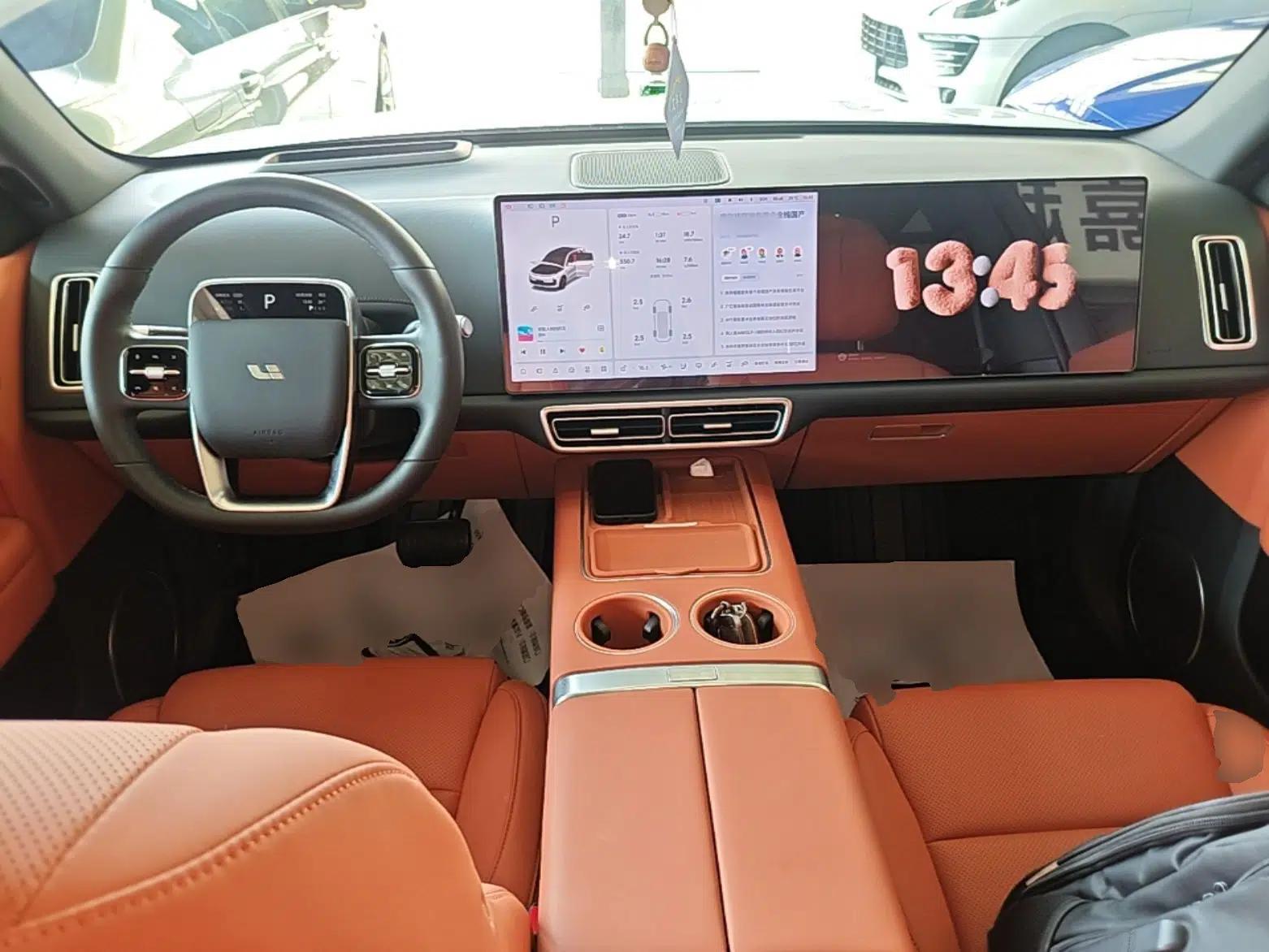 Used Li Auto L6 2025 Pro Smart Refresh Edition — миниатюра 17