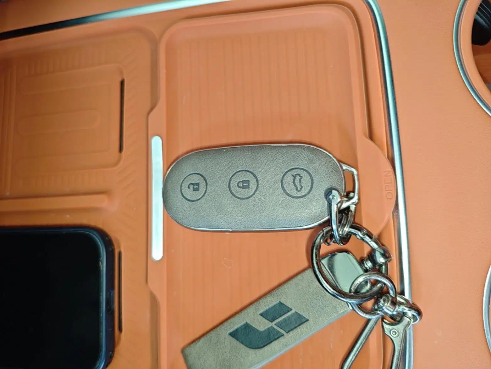 Used Li Auto L6 2025 Pro Smart Refresh Edition — миниатюра 28