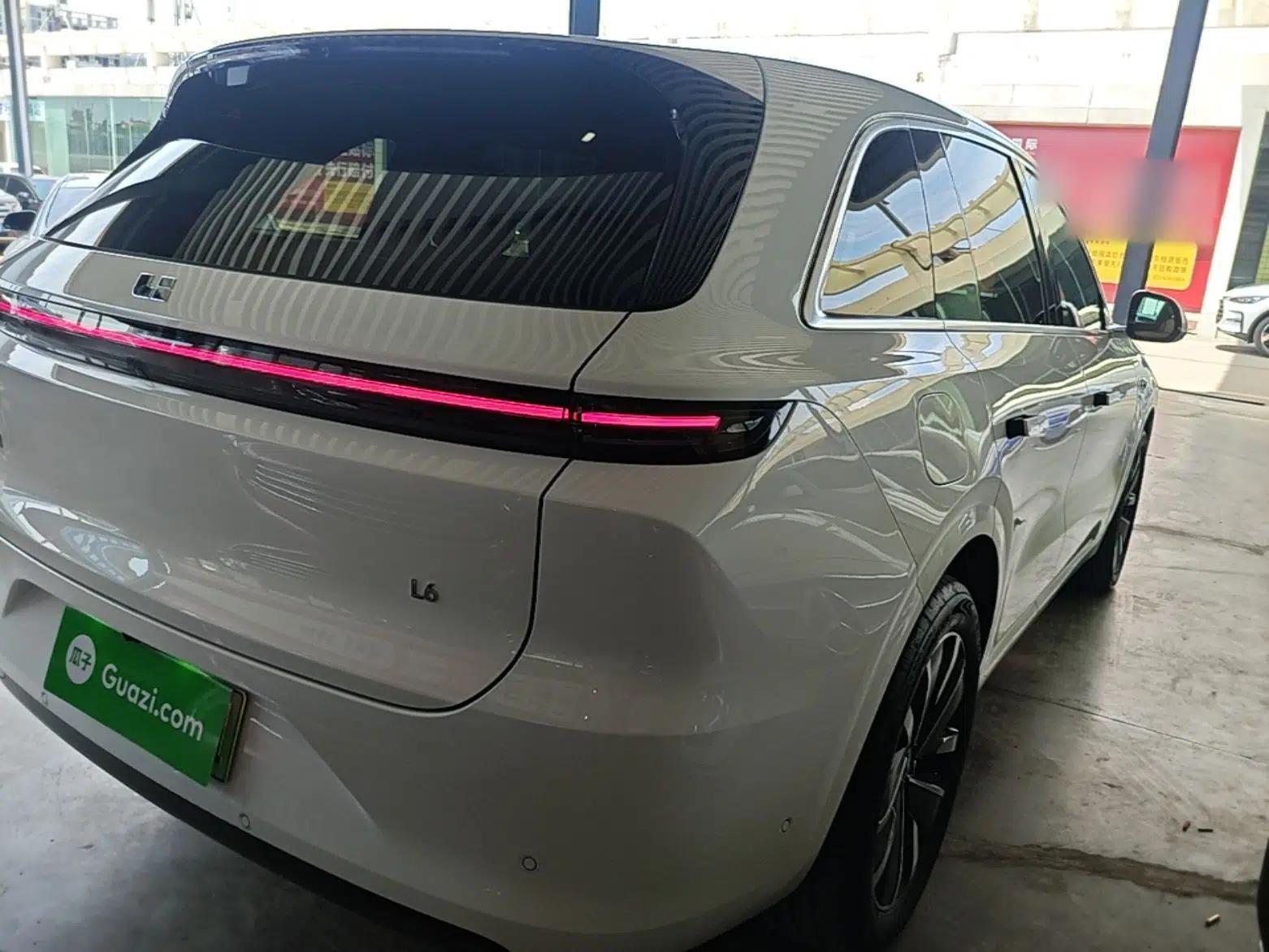 Used Li Auto L6 2025 Pro Smart Refresh Edition — миниатюра 9