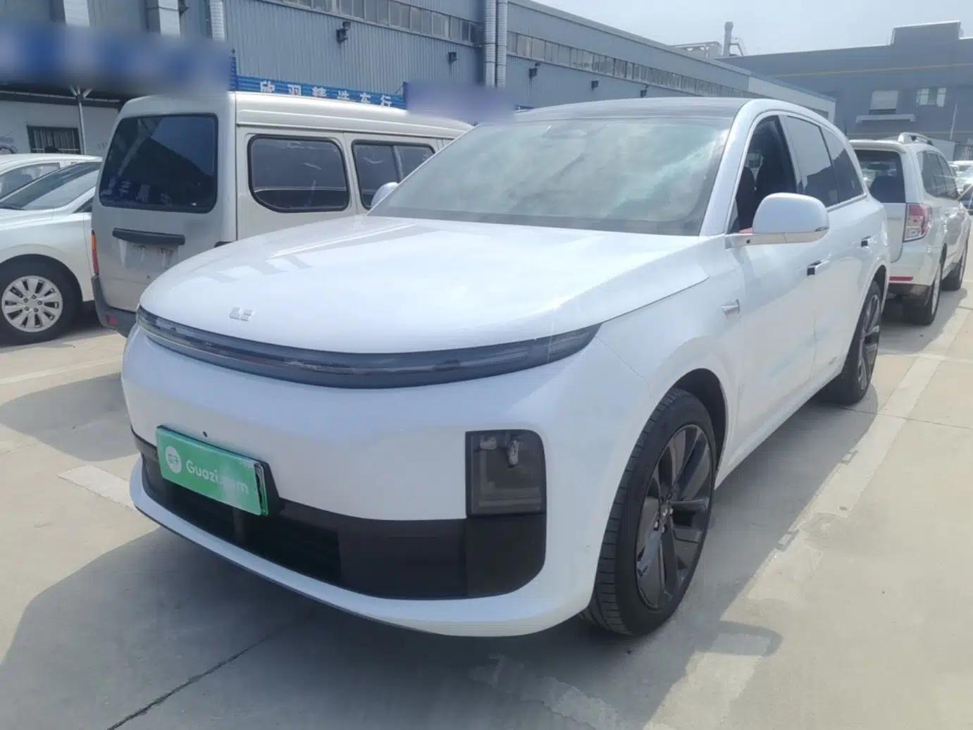 Used Li Auto L6 2024 Pro Model — миниатюра 1
