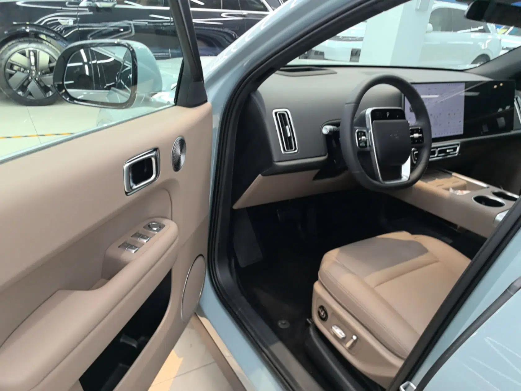 Used Li Auto L6 2025 Max Smart Refresh Edition — миниатюра 23