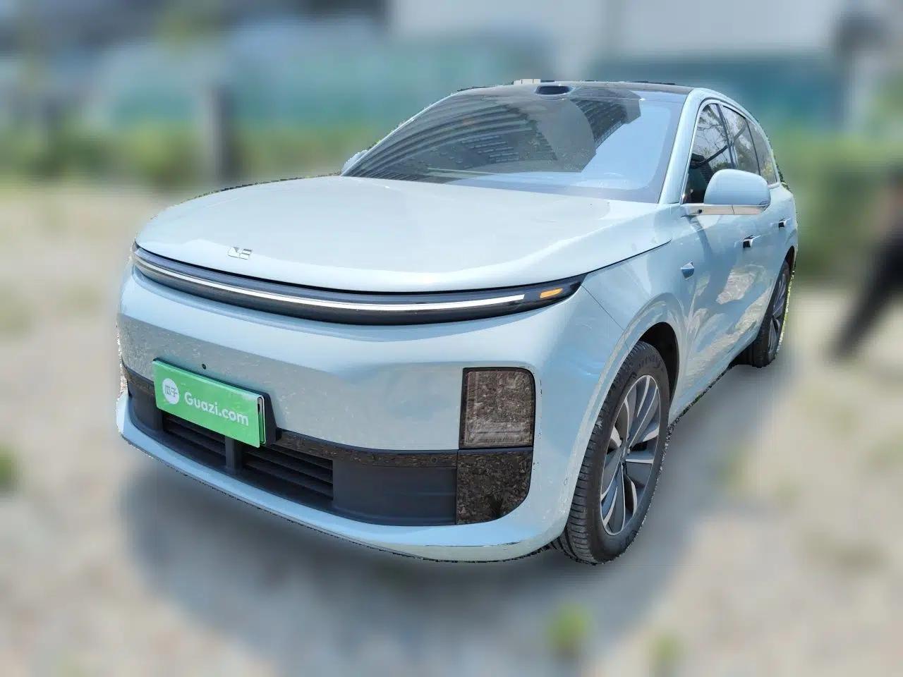 Used Li Auto L6 2025 Pro Smart Refresh Edition — миниатюра 1