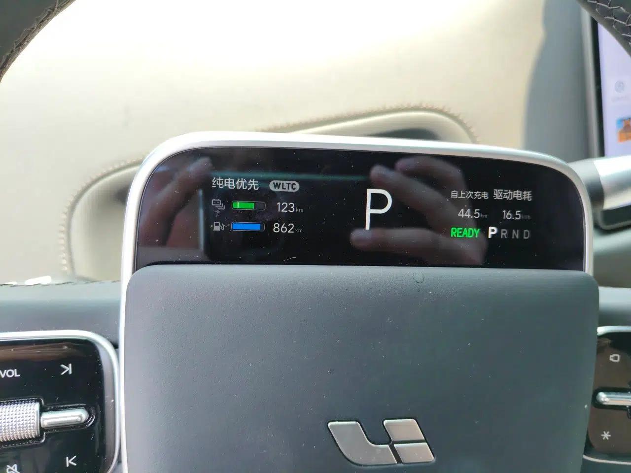 Used Li Auto L6 2025 Pro Smart Refresh Edition — миниатюра 11