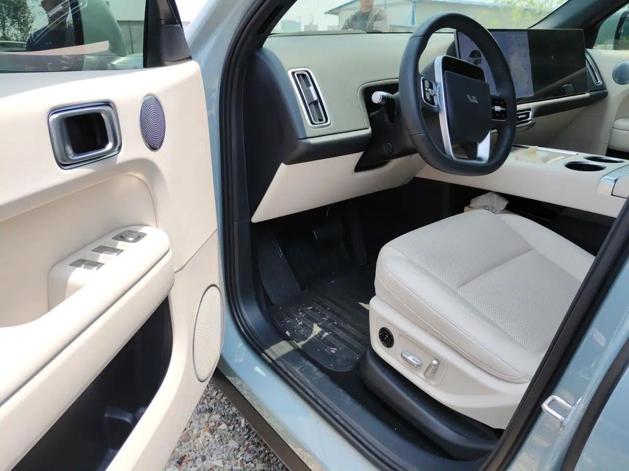 Used Li Auto L6 2025 Pro Smart Refresh Edition — миниатюра 16