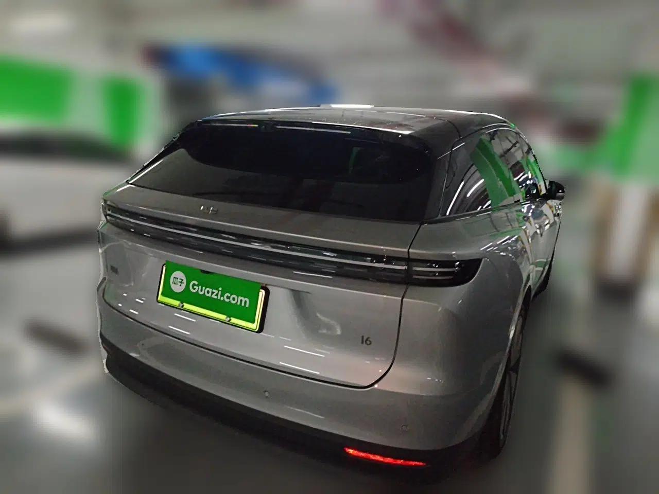 Used Li Auto i6 2025 Model Four-Wheel-Drive Standard Type — миниатюра 6