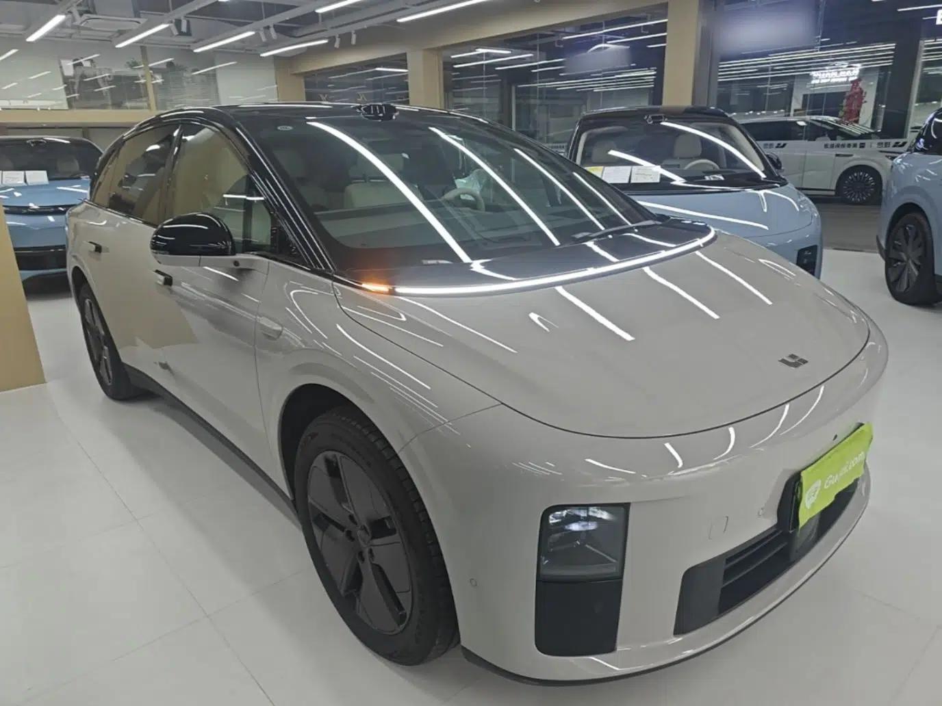 Used Li Auto i6 2025 Model Two-Wheel-Drive Standard Type — миниатюра 12