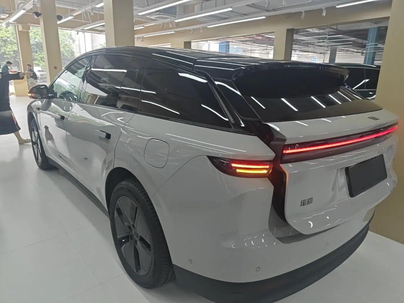 Used Li Auto i6 2025 Model Two-Wheel-Drive Standard Type — миниатюра 13