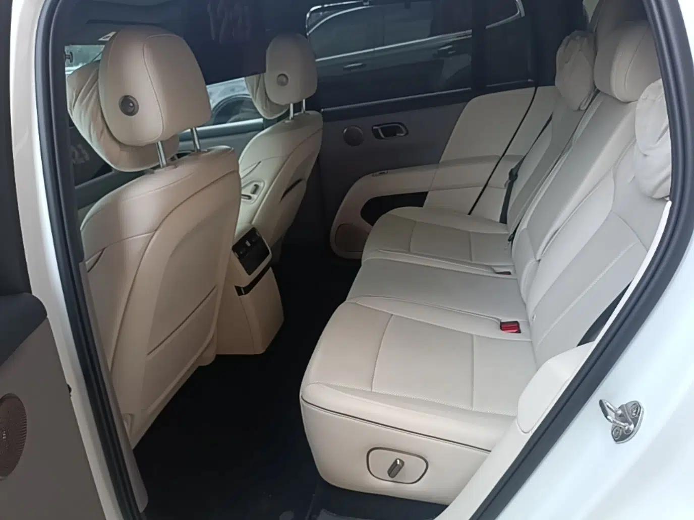 Used Li Auto i6 2025 Model Two-Wheel-Drive Standard Type — миниатюра 20