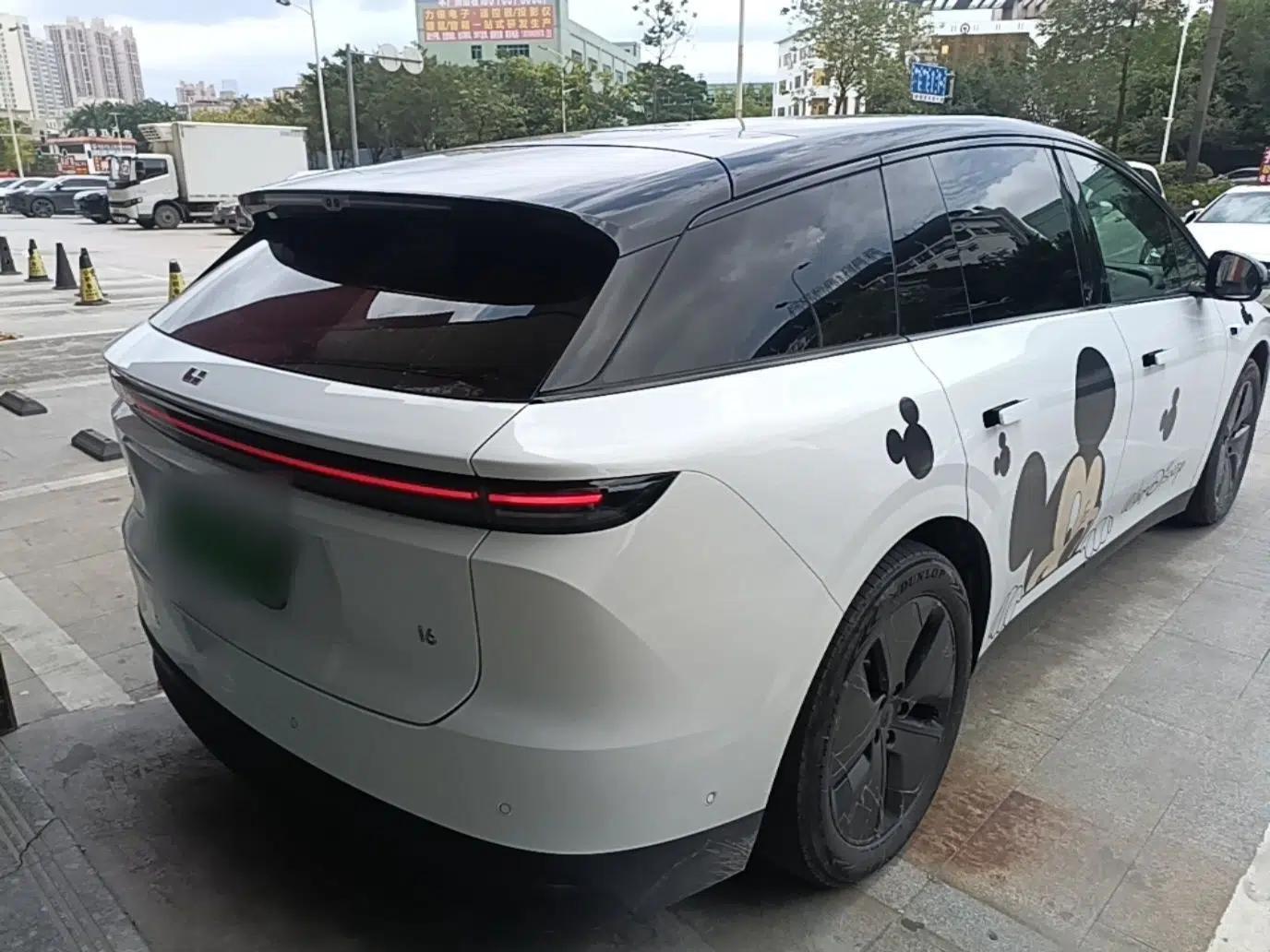 Used Li Auto i6 2025 Model Two-Wheel-Drive Standard Type — миниатюра 6