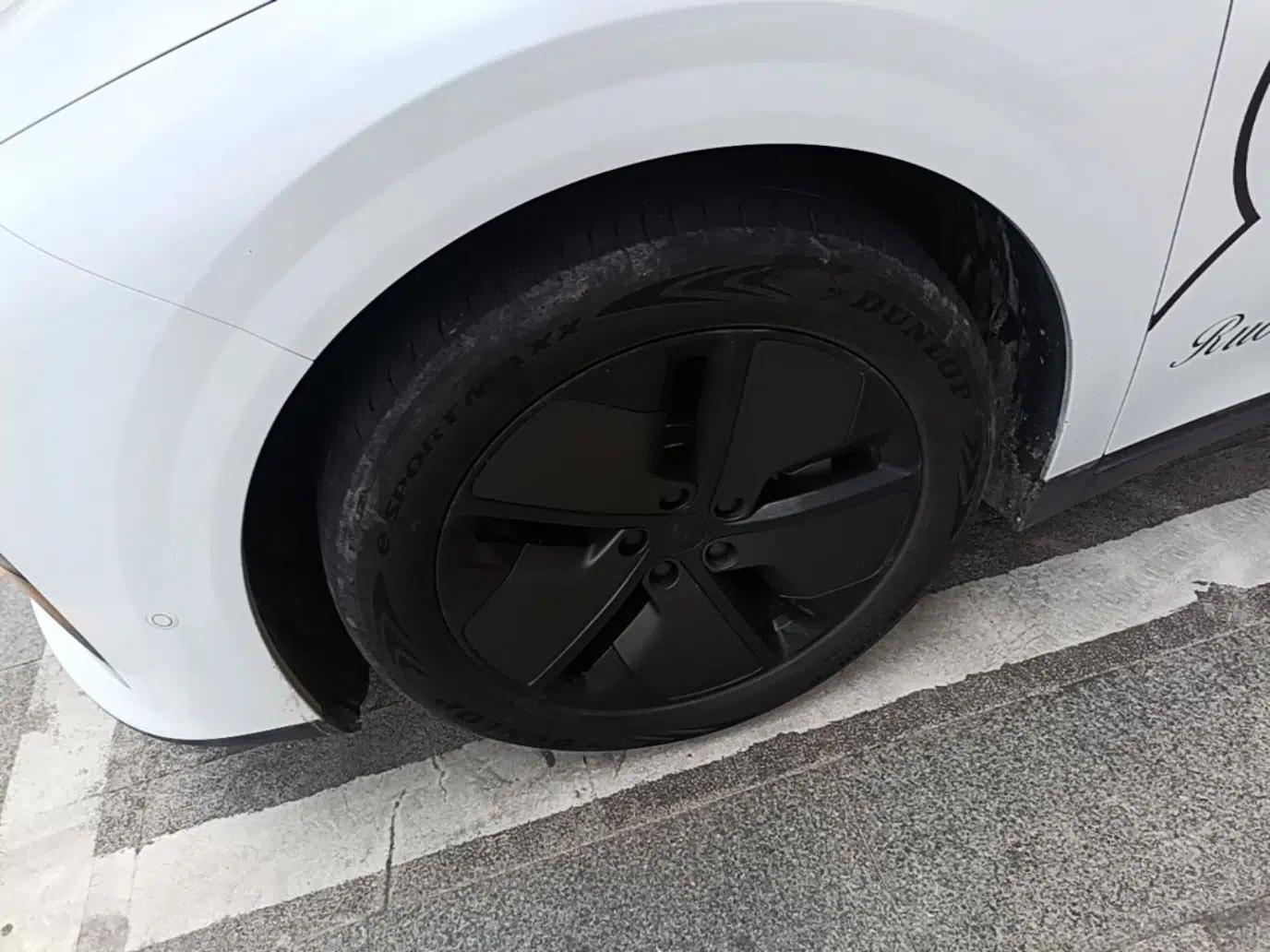 Used Li Auto i6 2025 Model Two-Wheel-Drive Standard Type — миниатюра 10