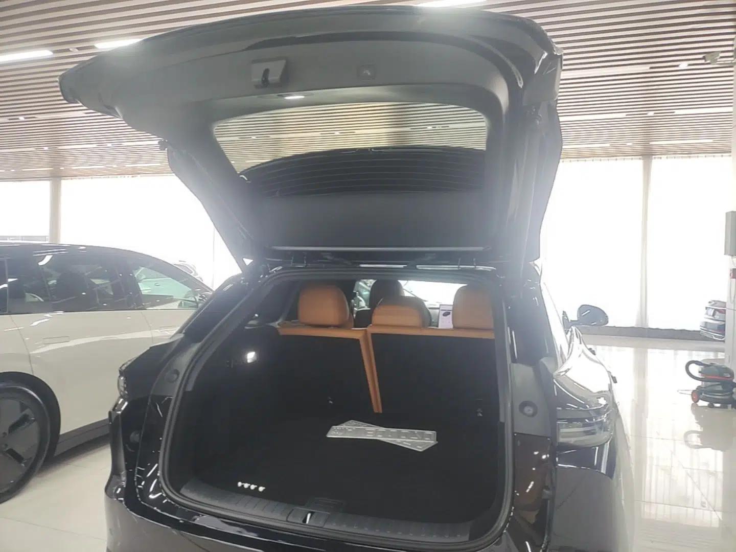 Used Li Auto i6 2025 Model Two-Wheel-Drive Standard Type — миниатюра 22