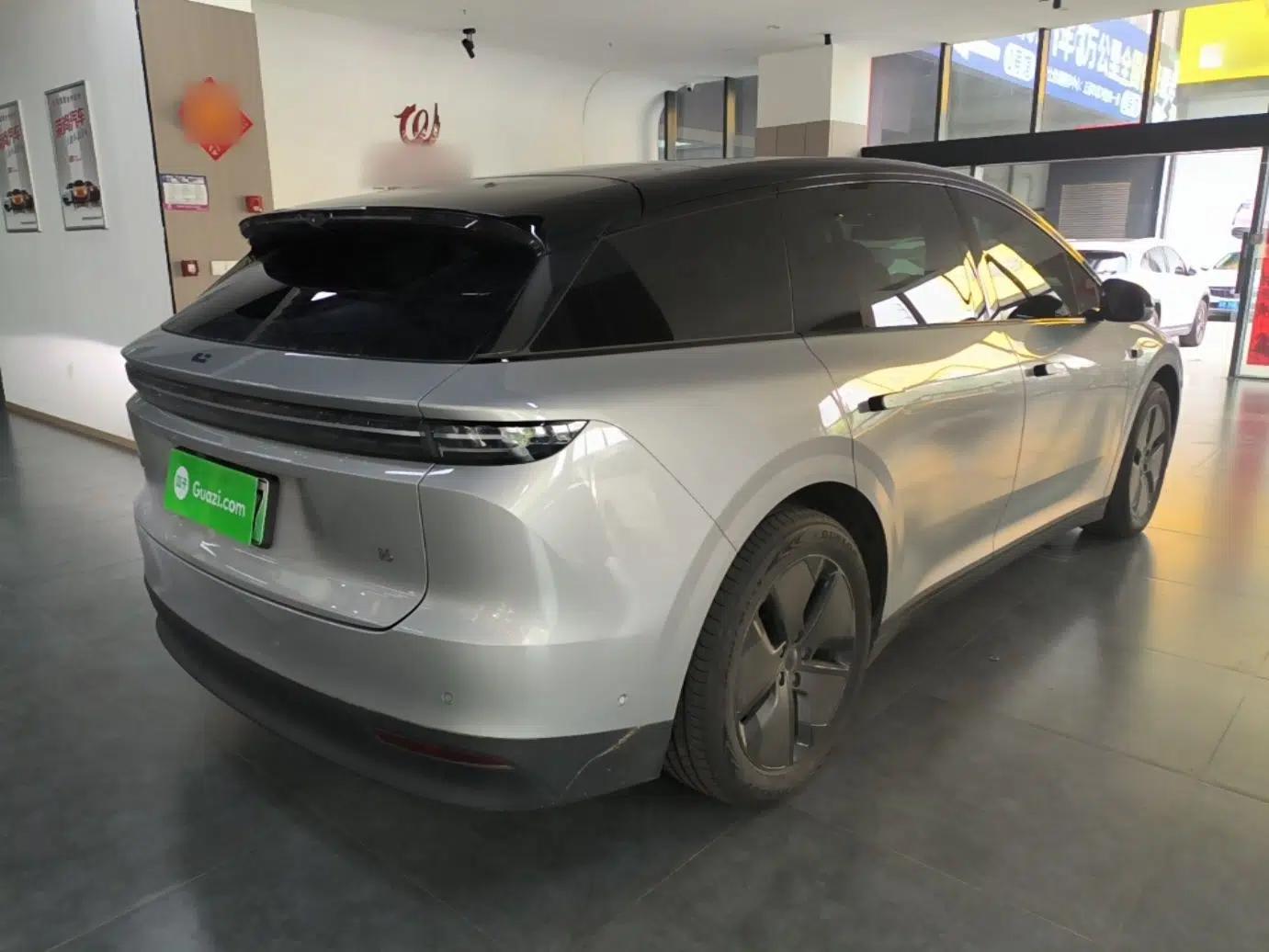 Used Li Auto i6 2025 Model Two-Wheel-Drive Standard Type — миниатюра 6