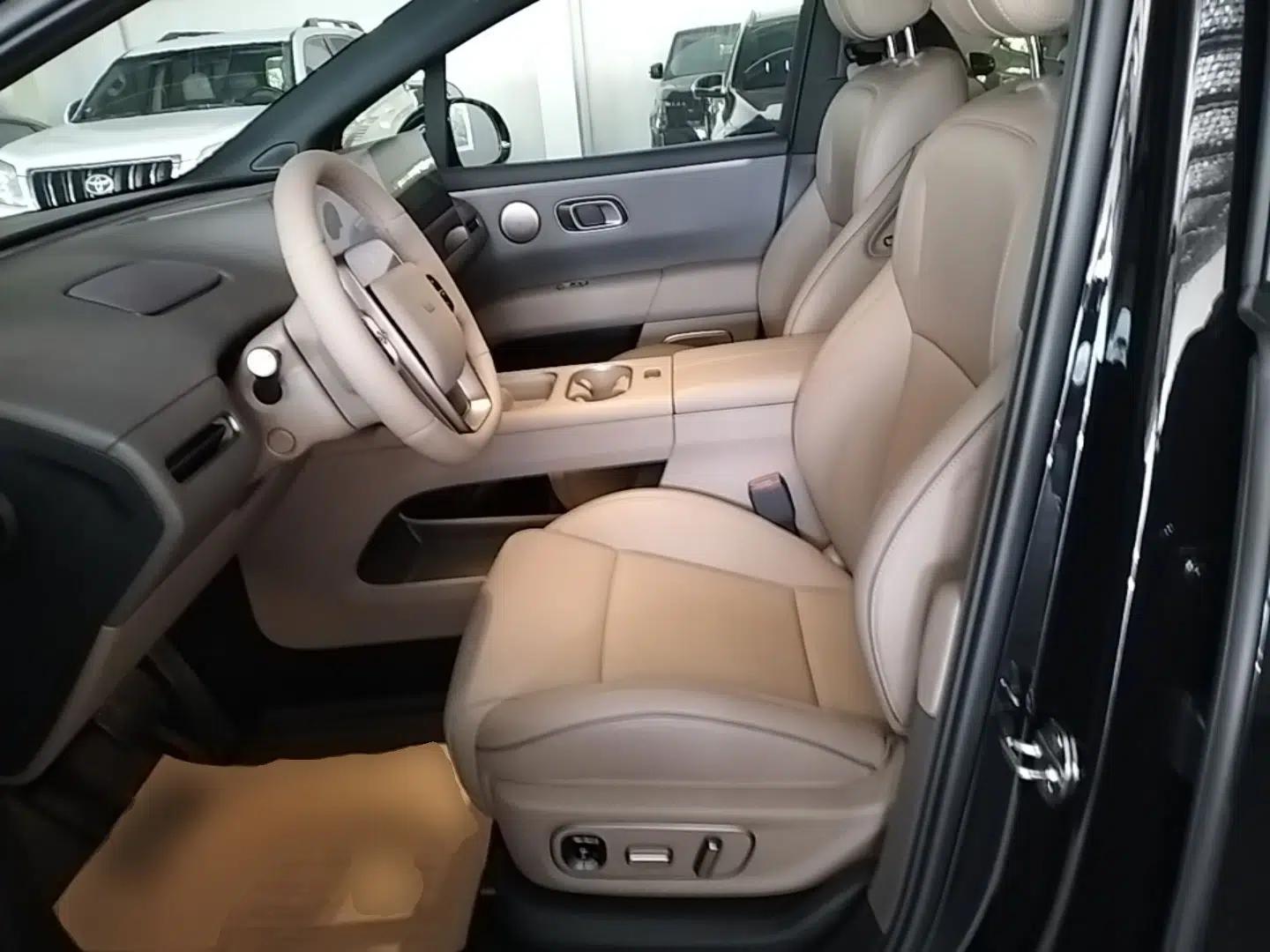 Used Li Auto i6 2025 Model Two-Wheel-Drive Standard Type — миниатюра 22