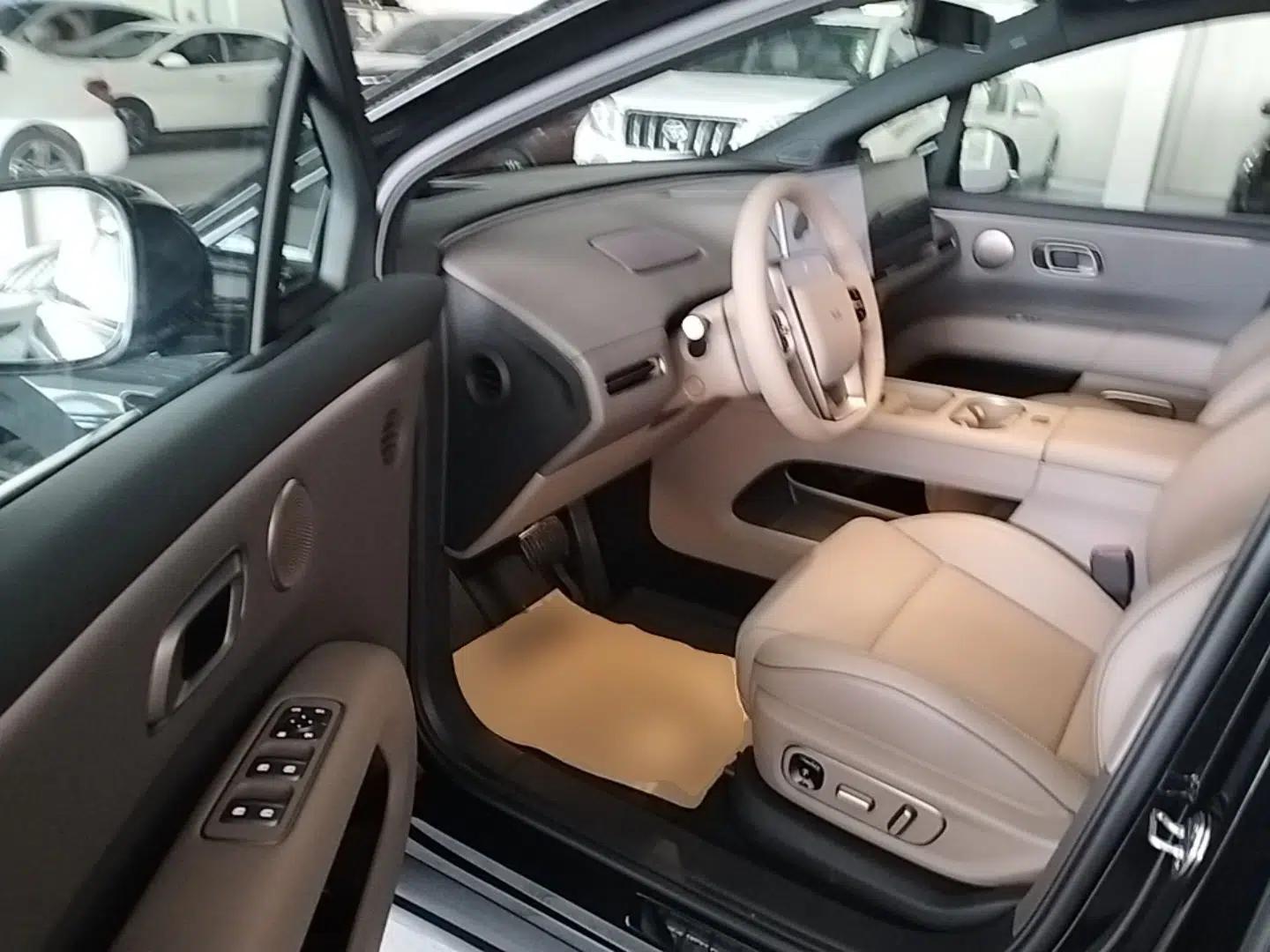 Used Li Auto i6 2025 Model Two-Wheel-Drive Standard Type — миниатюра 23