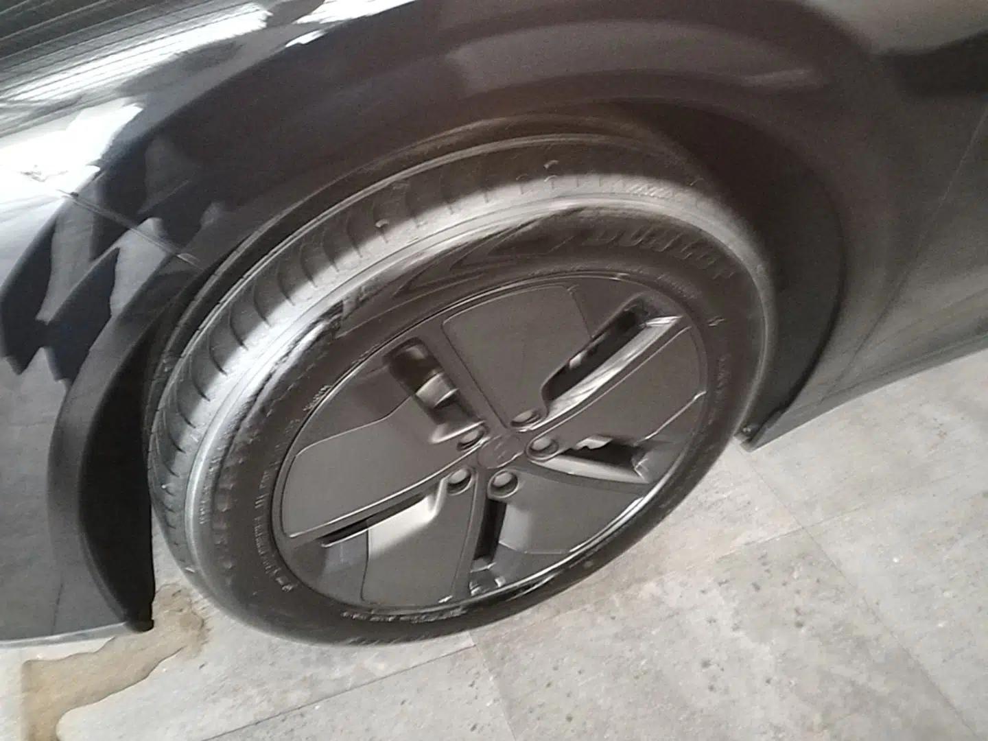 Used Li Auto i6 2025 Model Two-Wheel-Drive Standard Type — миниатюра 10
