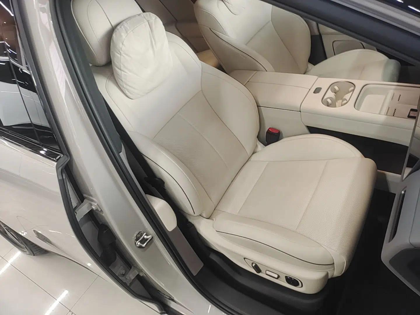 Used Li Auto i6 2025 Model Two-Wheel-Drive Standard Type — миниатюра 19