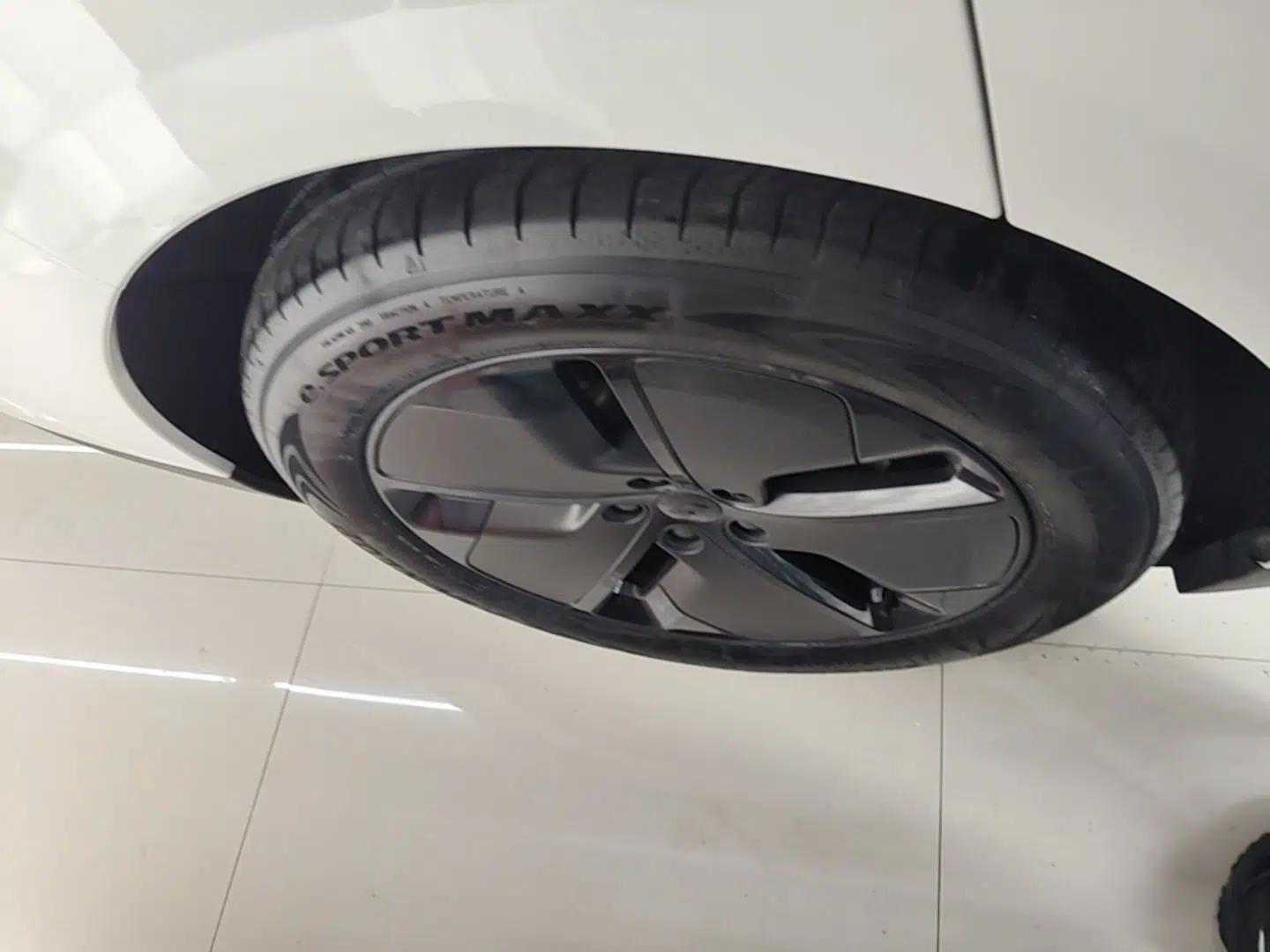 Used Li Auto i6 2025 Model Two-Wheel-Drive Standard Type — миниатюра 11